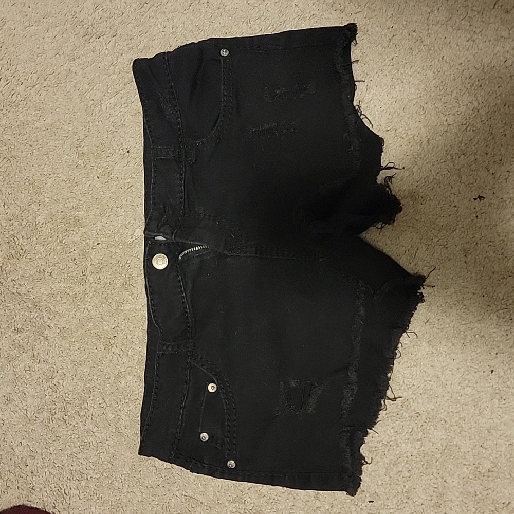 Wet Seal Distressed Booty Shorts